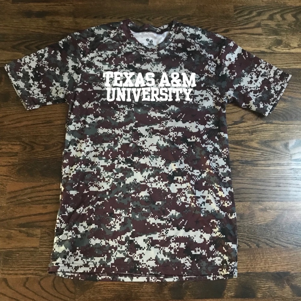 Texas A&M camo print short sleeve